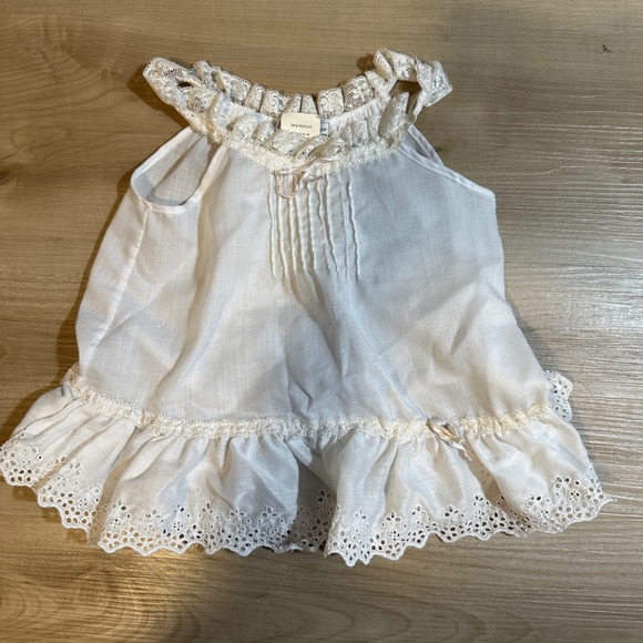 Christian Dior Baby Top 2T White Lace Ruffle Eyelet Trim Vintage - Picture 3 of 9
